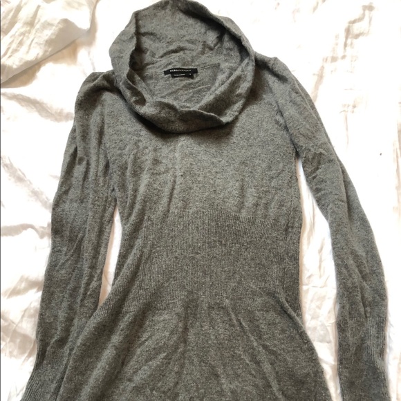 BCBG Sweater - Picture 1 of 3
